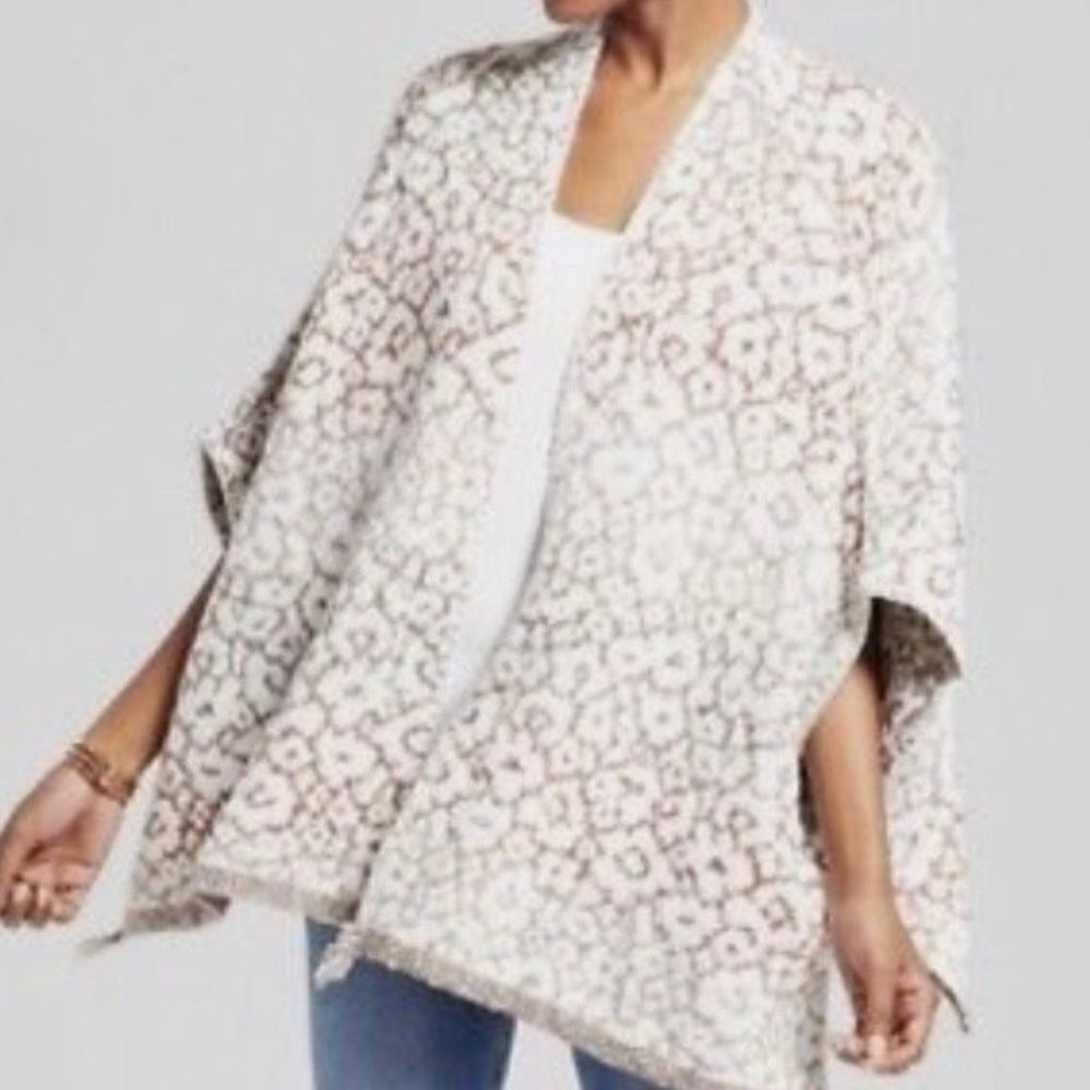Knox rose nwt ombré animal print cape sweater  s